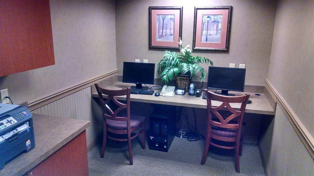 Holiday Inn Express Hotel & Suites Auburn By Ihg Экстерьер фото