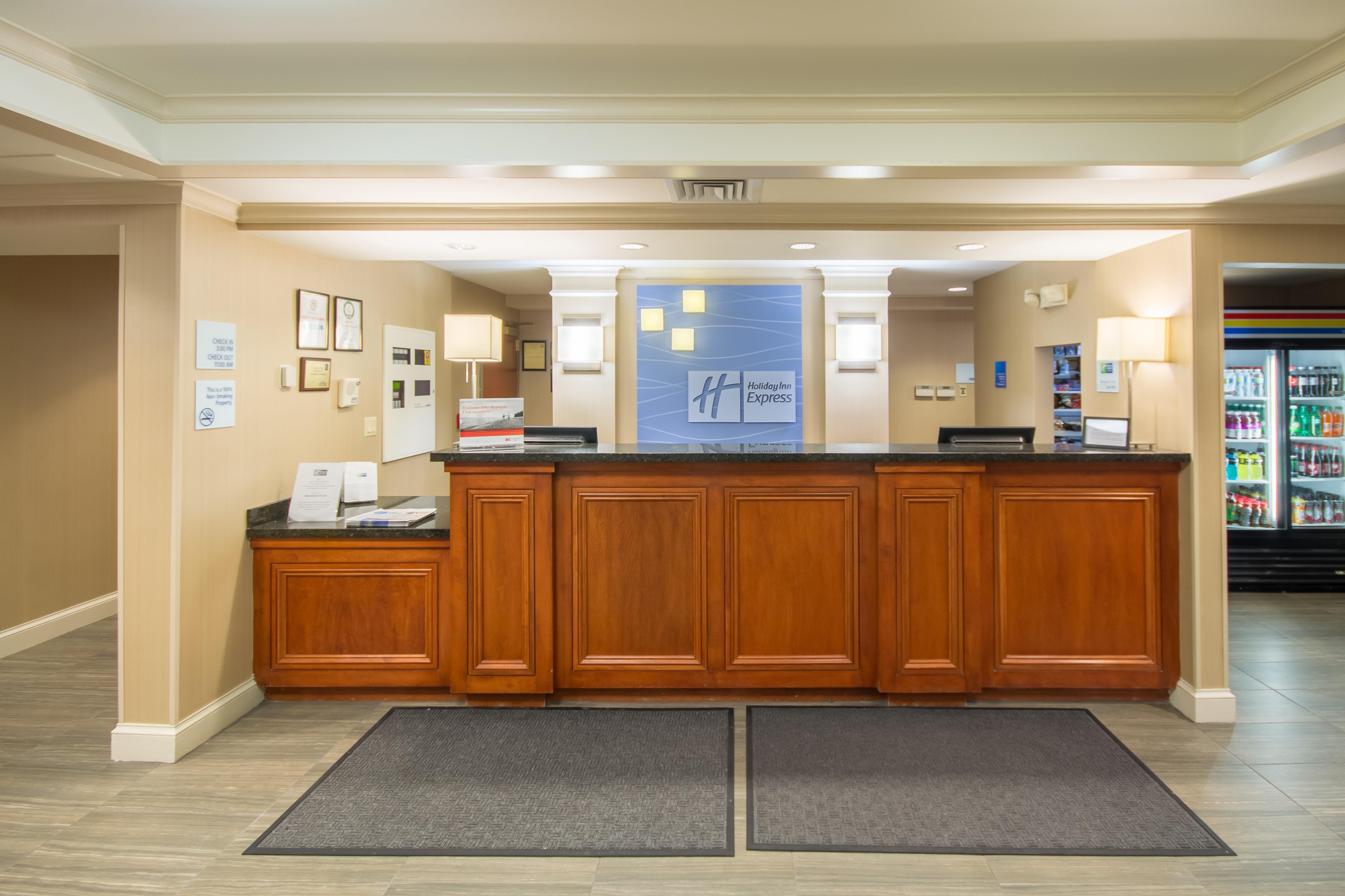 Holiday Inn Express Hotel & Suites Auburn By Ihg Экстерьер фото
