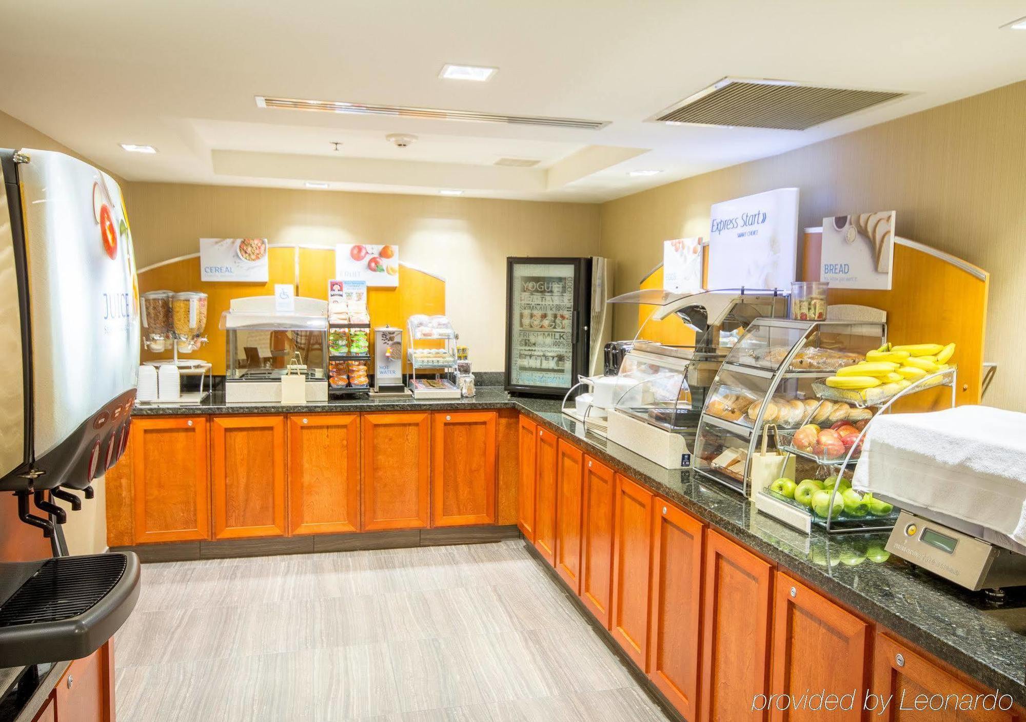 Holiday Inn Express Hotel & Suites Auburn By Ihg Экстерьер фото