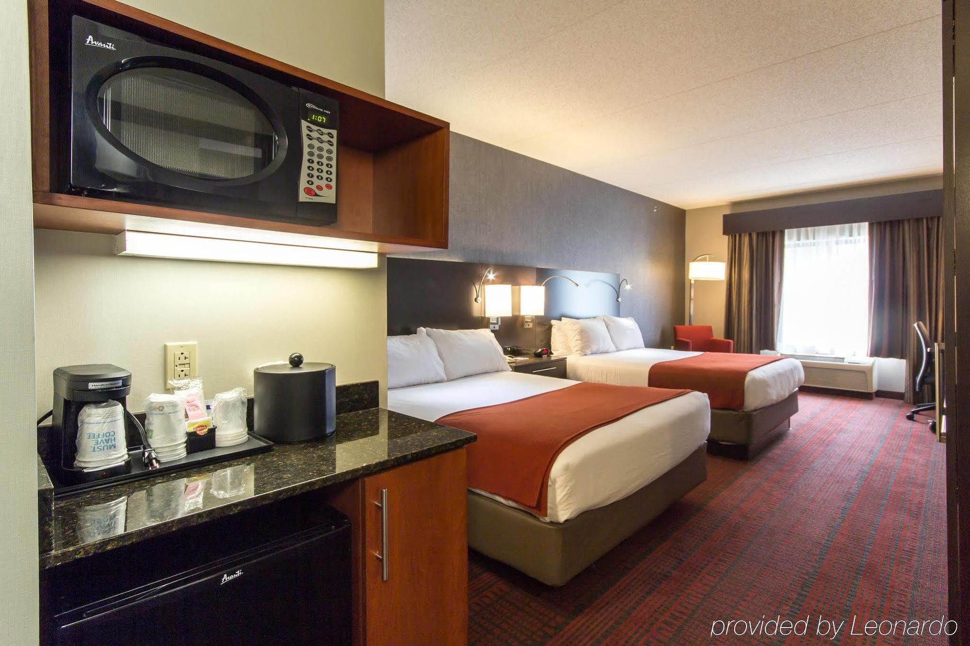 Holiday Inn Express Hotel & Suites Auburn By Ihg Экстерьер фото
